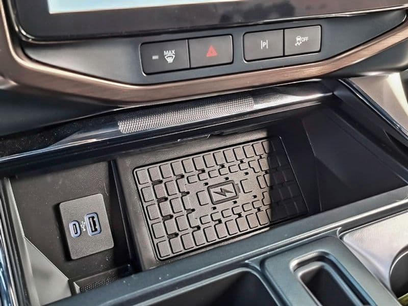 2023 Ford F-150 Lightning view 26