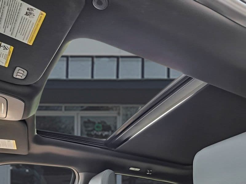 2023 Ford F-150 Lightning view 27