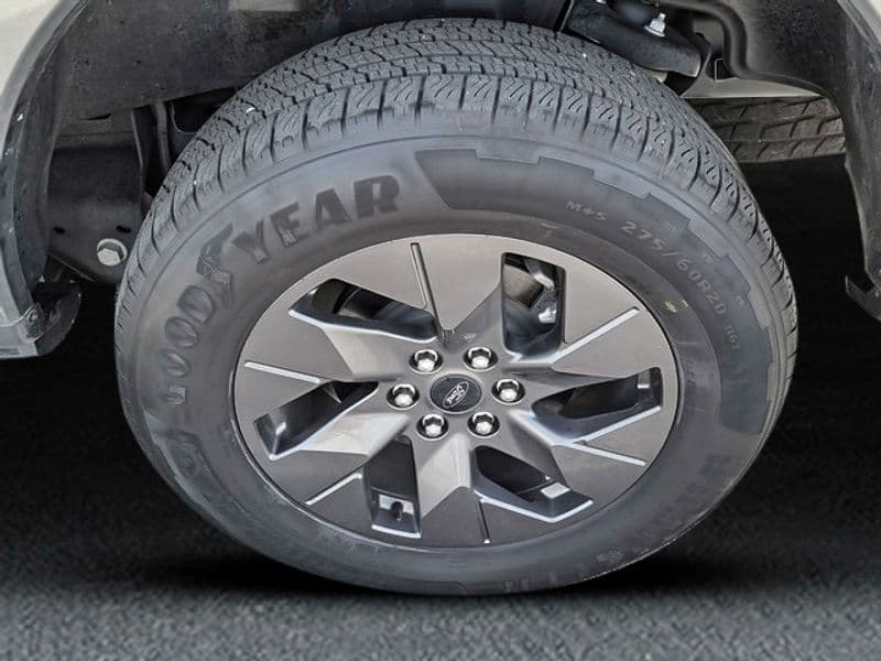 2023 Ford F-150 Lightning view 38