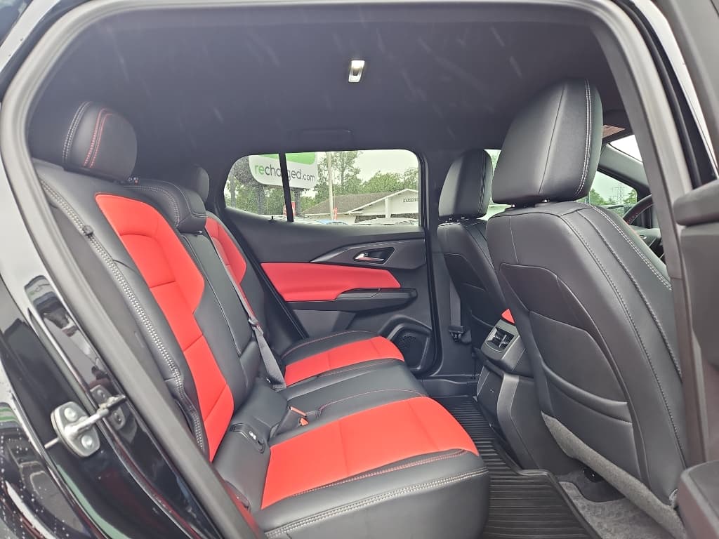2024 Chevrolet Equinox EV view 19
