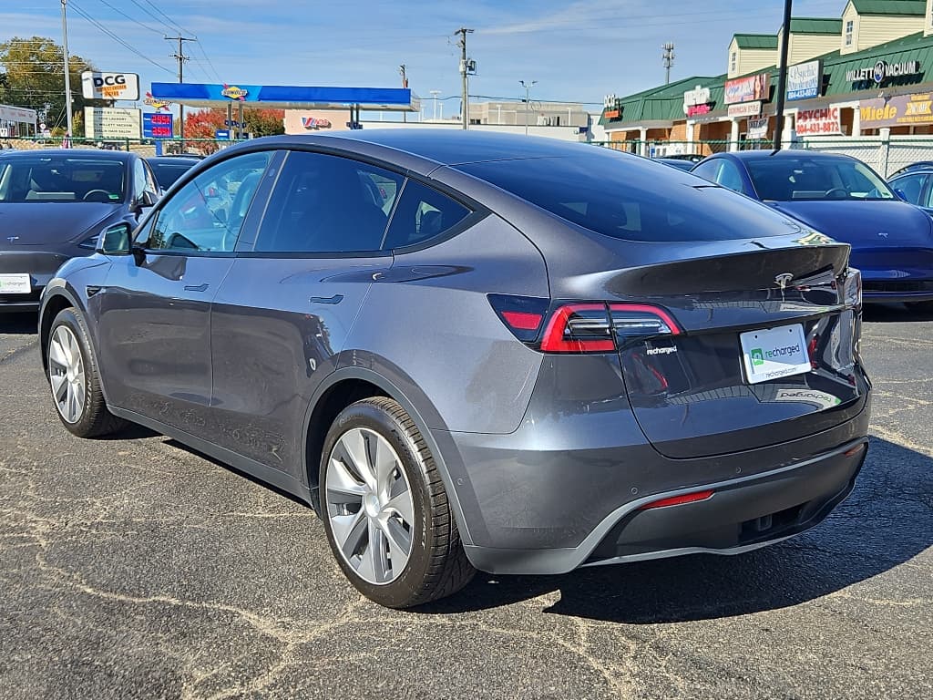 2021 Tesla Model Y view 2