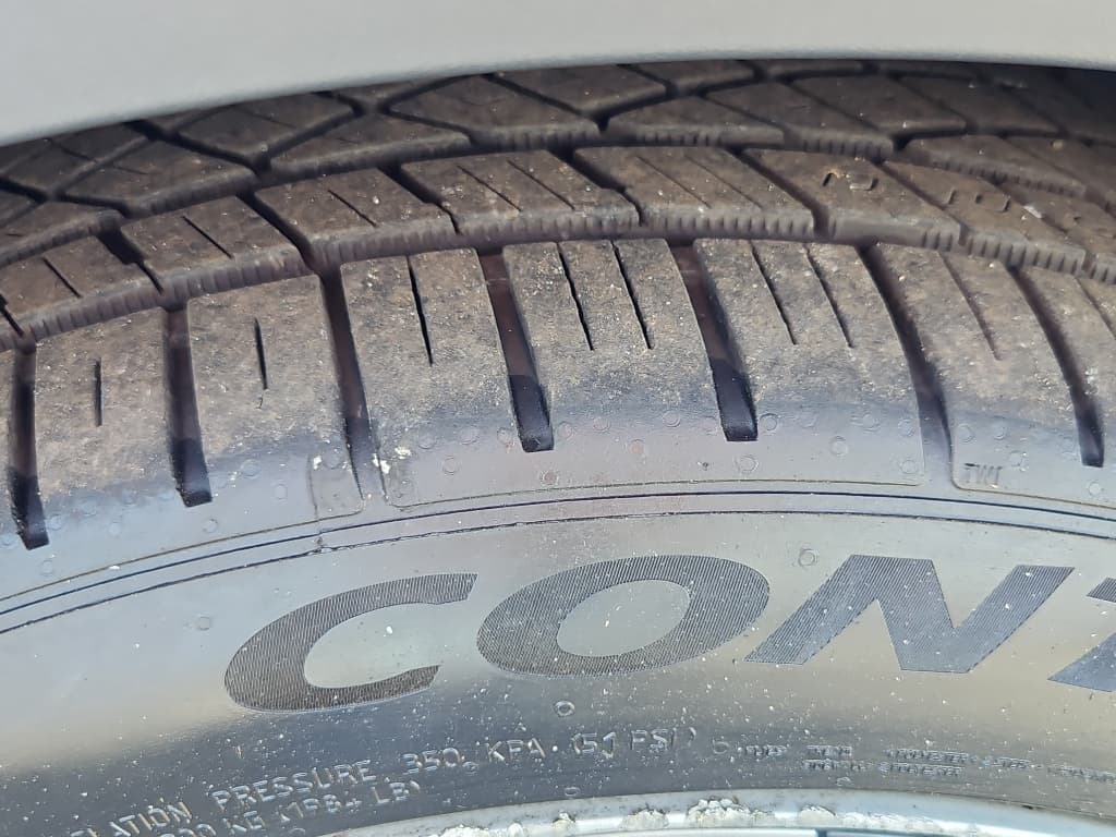 2021 Tesla Model Y view 33