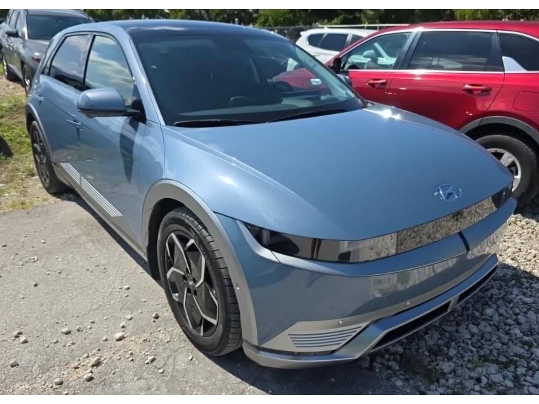 2024 Hyundai IONIQ 5 view 4