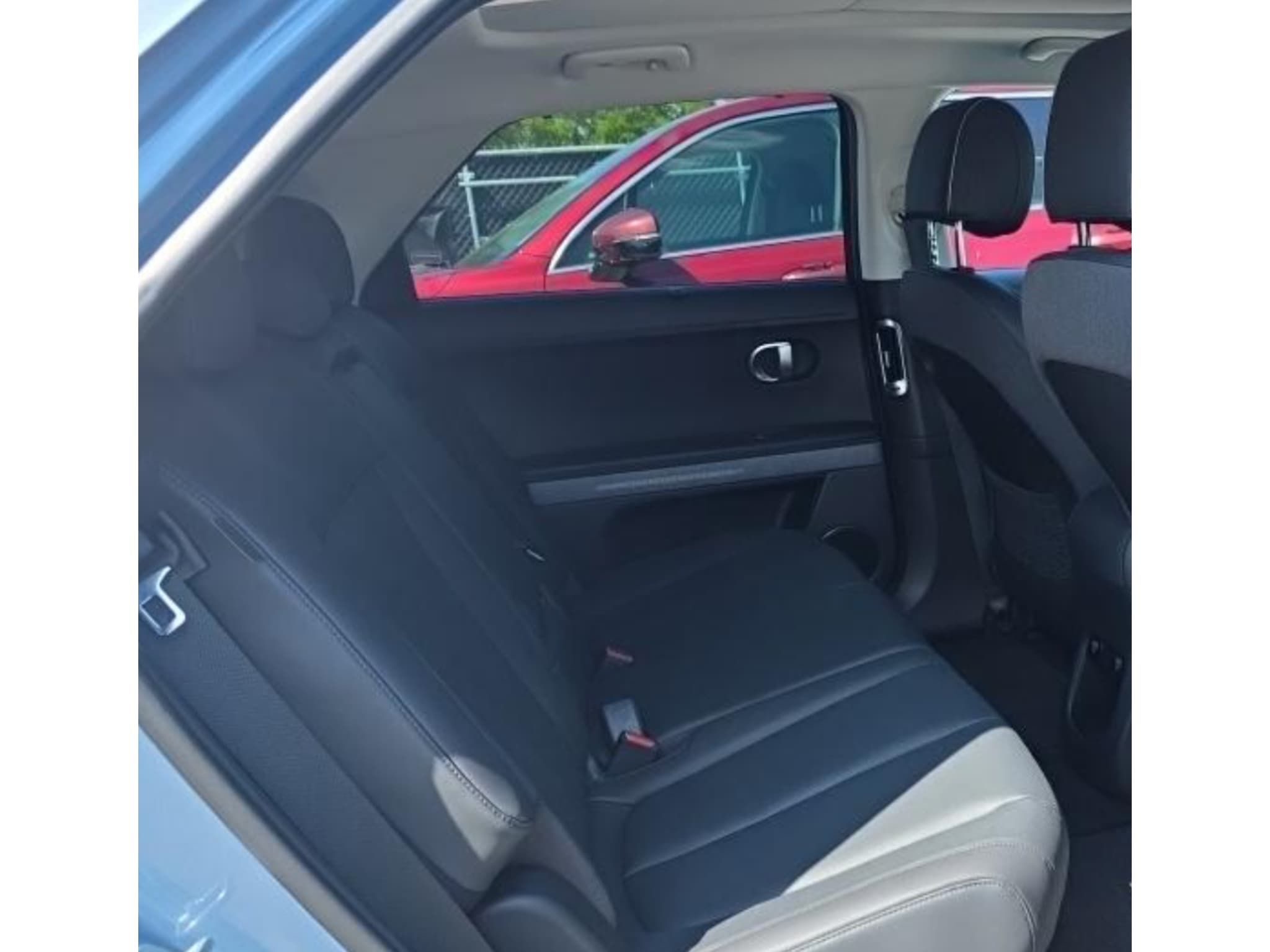 2024 Hyundai IONIQ 5 view 6