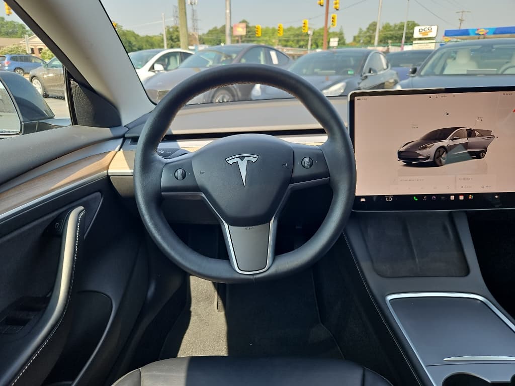 2022 Tesla Model 3 view 8