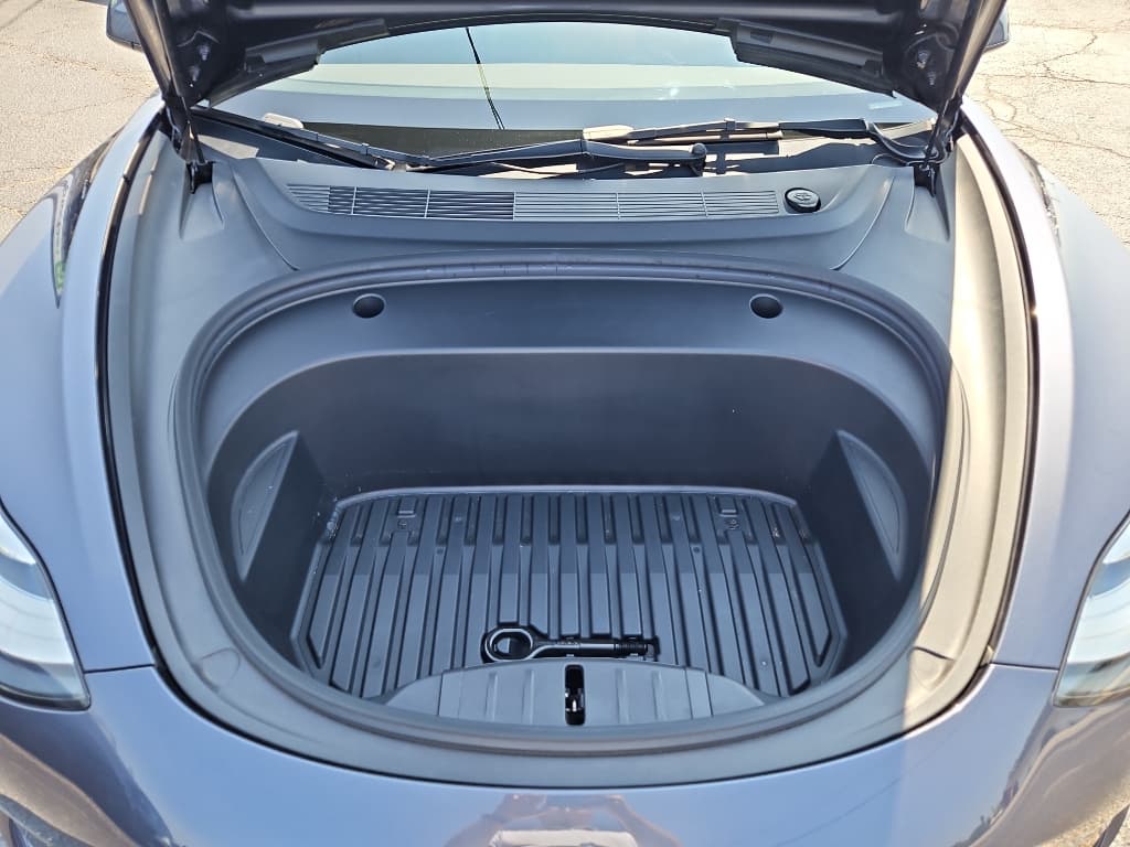 2022 Tesla Model 3 view 21