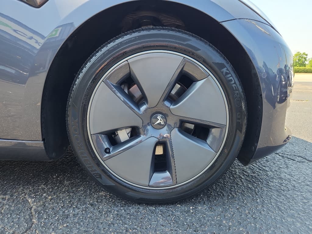 2022 Tesla Model 3 view 30