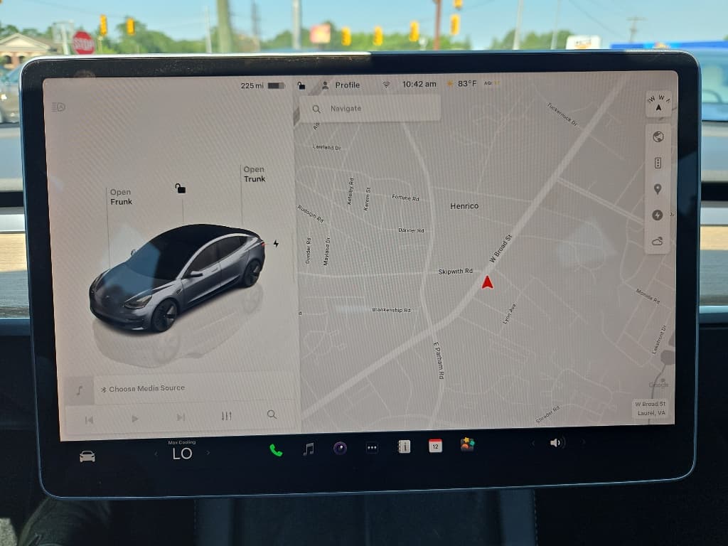 2022 Tesla Model 3 view 10