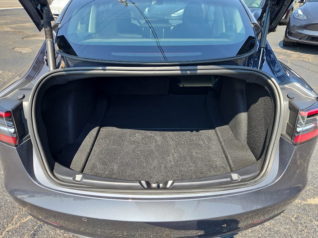 2022 Tesla Model 3 view 20
