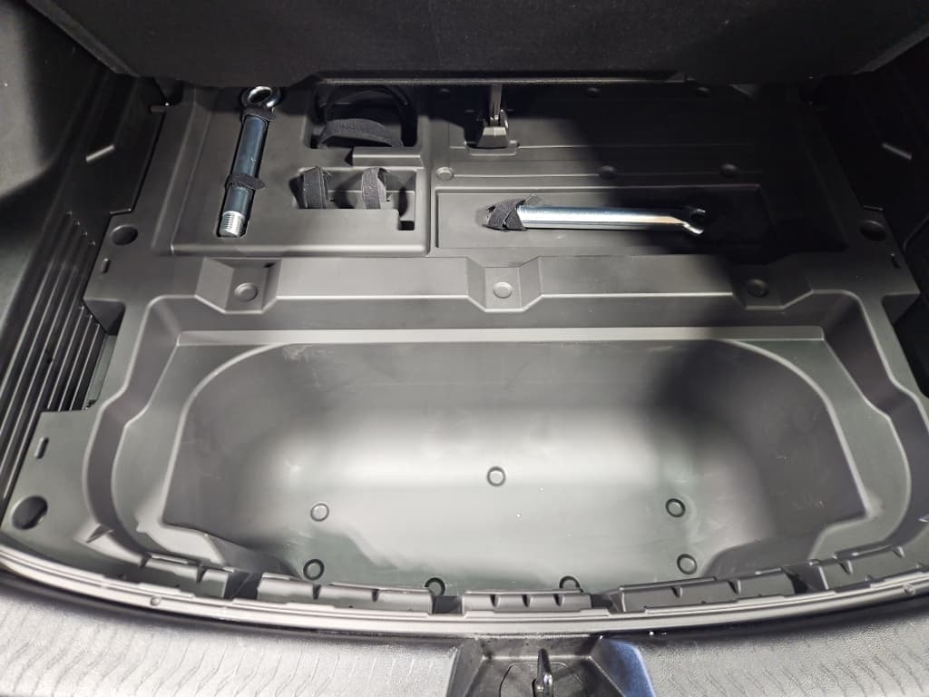 2024 Chevrolet Equinox EV view 27