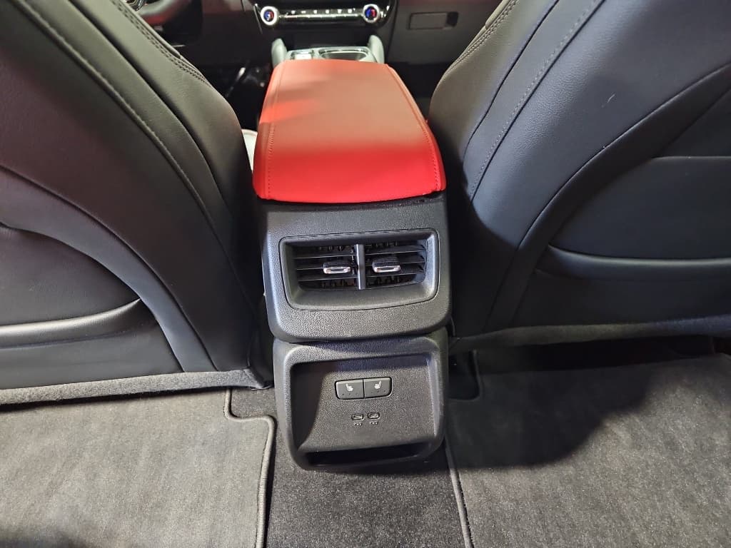 2024 Chevrolet Equinox EV view 24