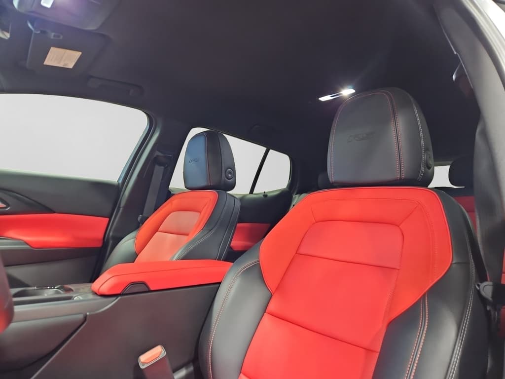 2024 Chevrolet Equinox EV view 25