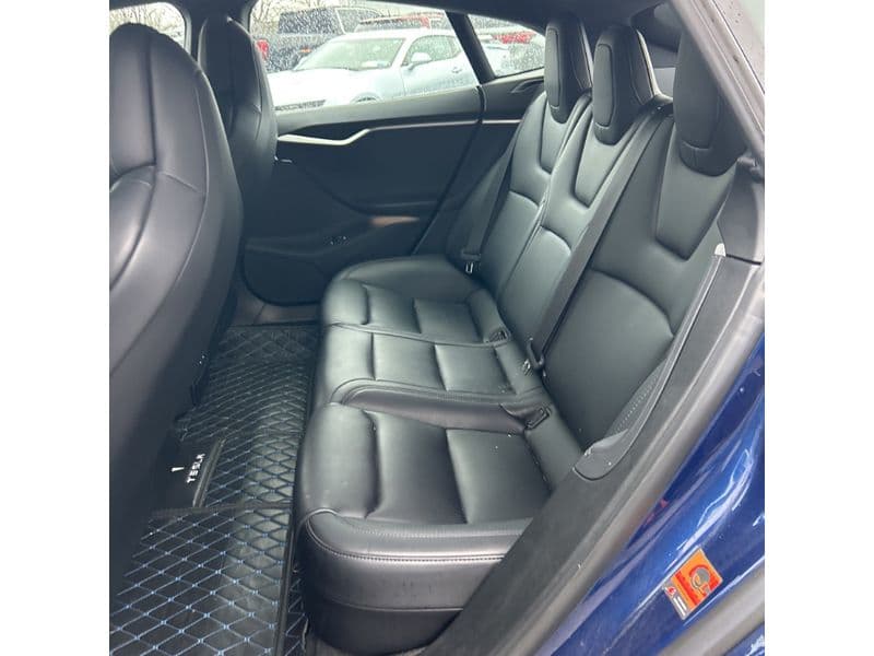 2018 Tesla Model S view 6