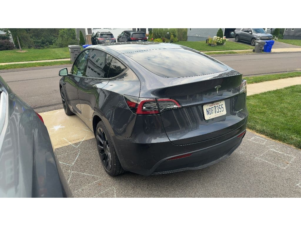 2024 Tesla Model Y view 3