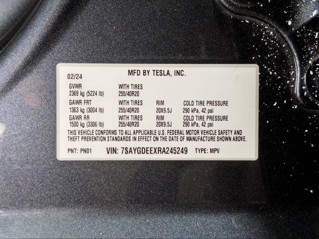 2024 Tesla Model Y view 29