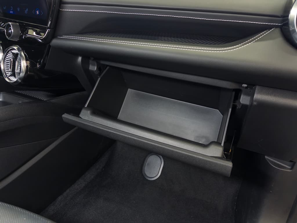 2024 Chevrolet Blazer EV view 21