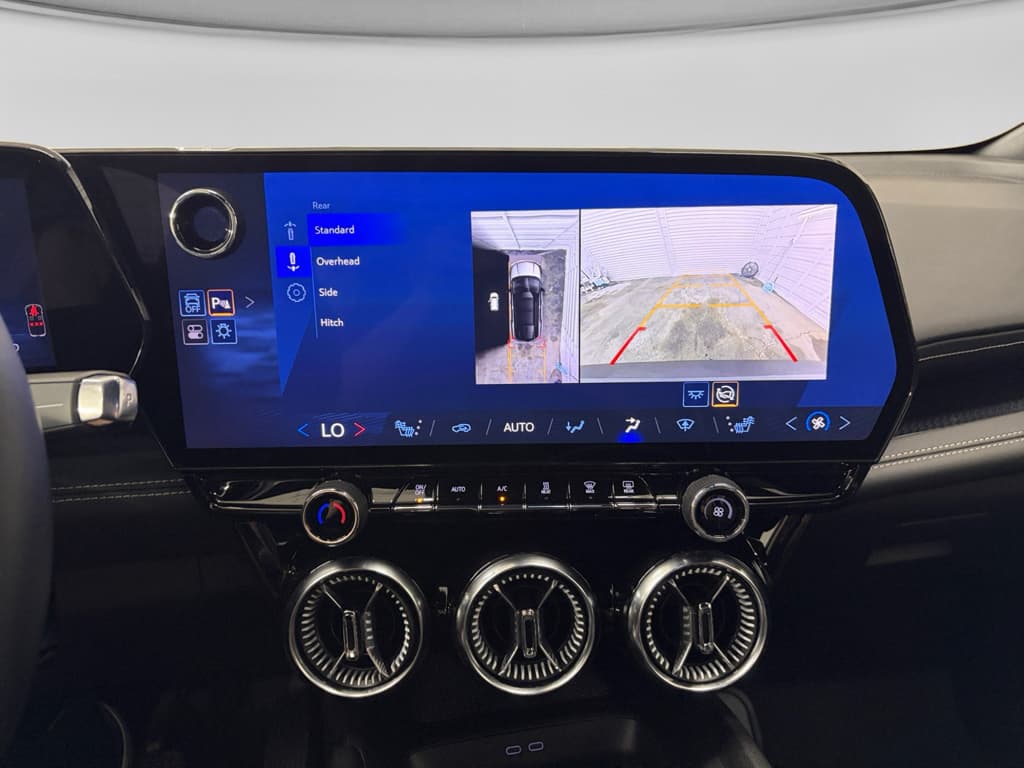 2024 Chevrolet Blazer EV view 15