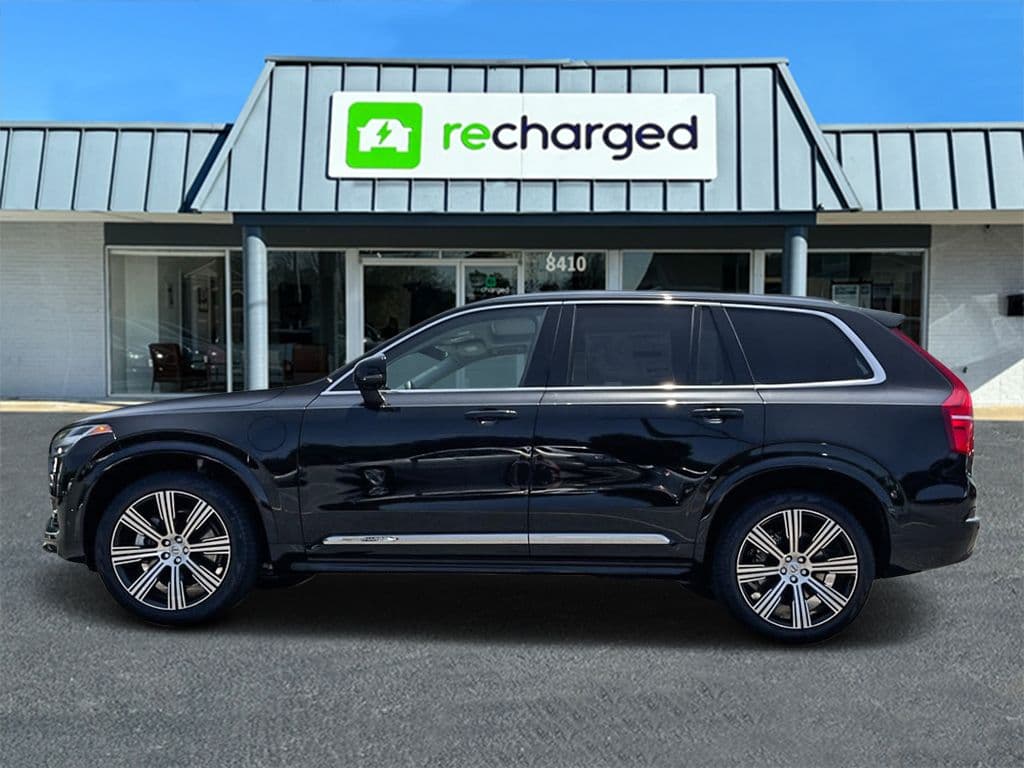 2024 Volvo XC90 view 6