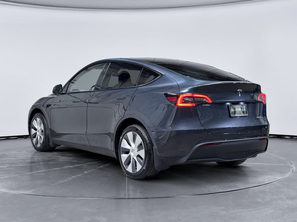 2024 Tesla Model Y view 2