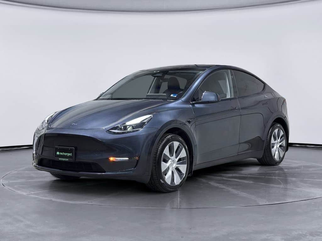 2024 Tesla Model Y view 1