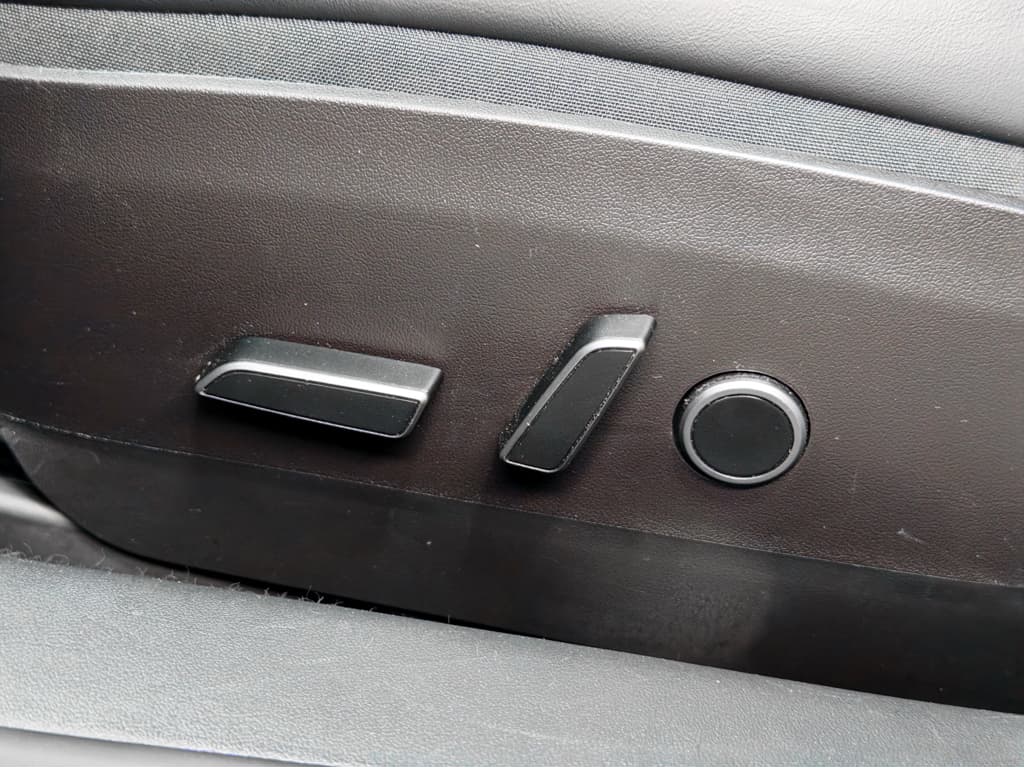 2022 Tesla Model 3 view 6