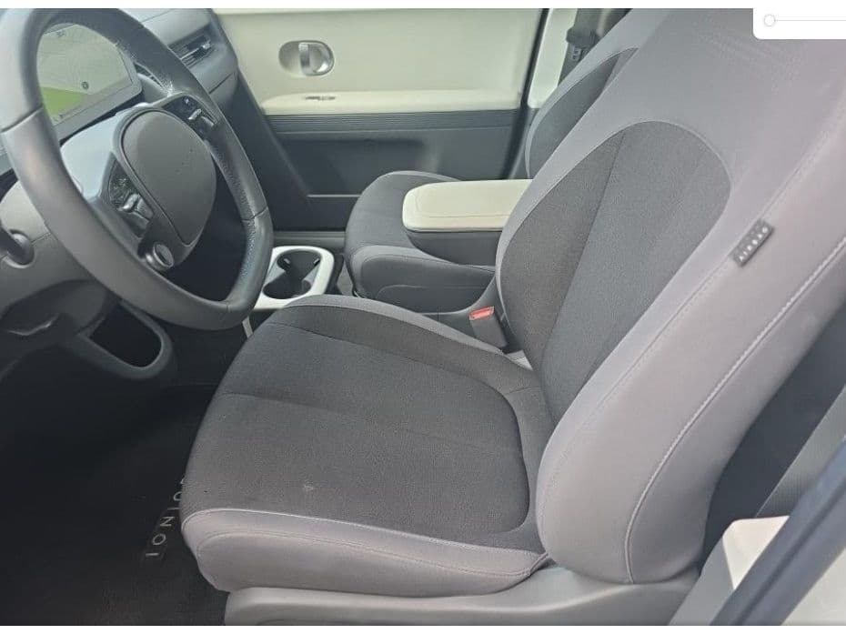 2024 Hyundai IONIQ 5 view 5
