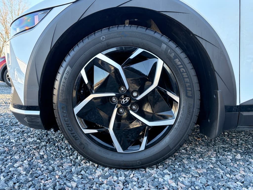 2024 Hyundai IONIQ 5 view 37