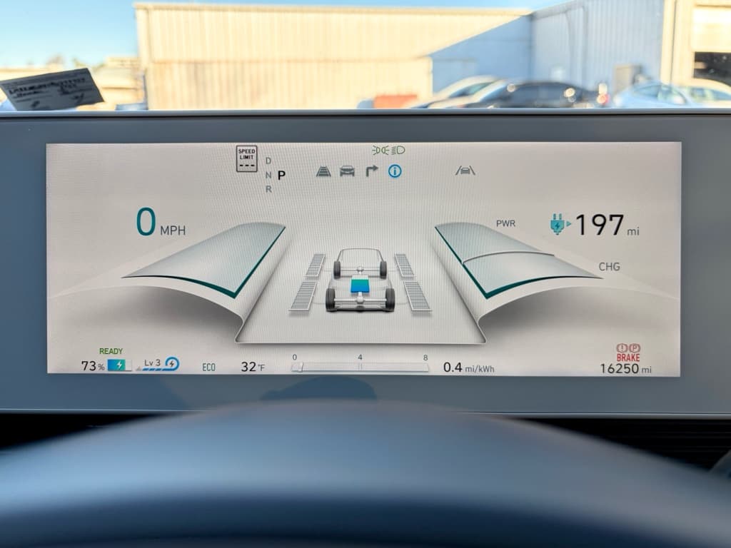 2024 Hyundai IONIQ 5 view 9