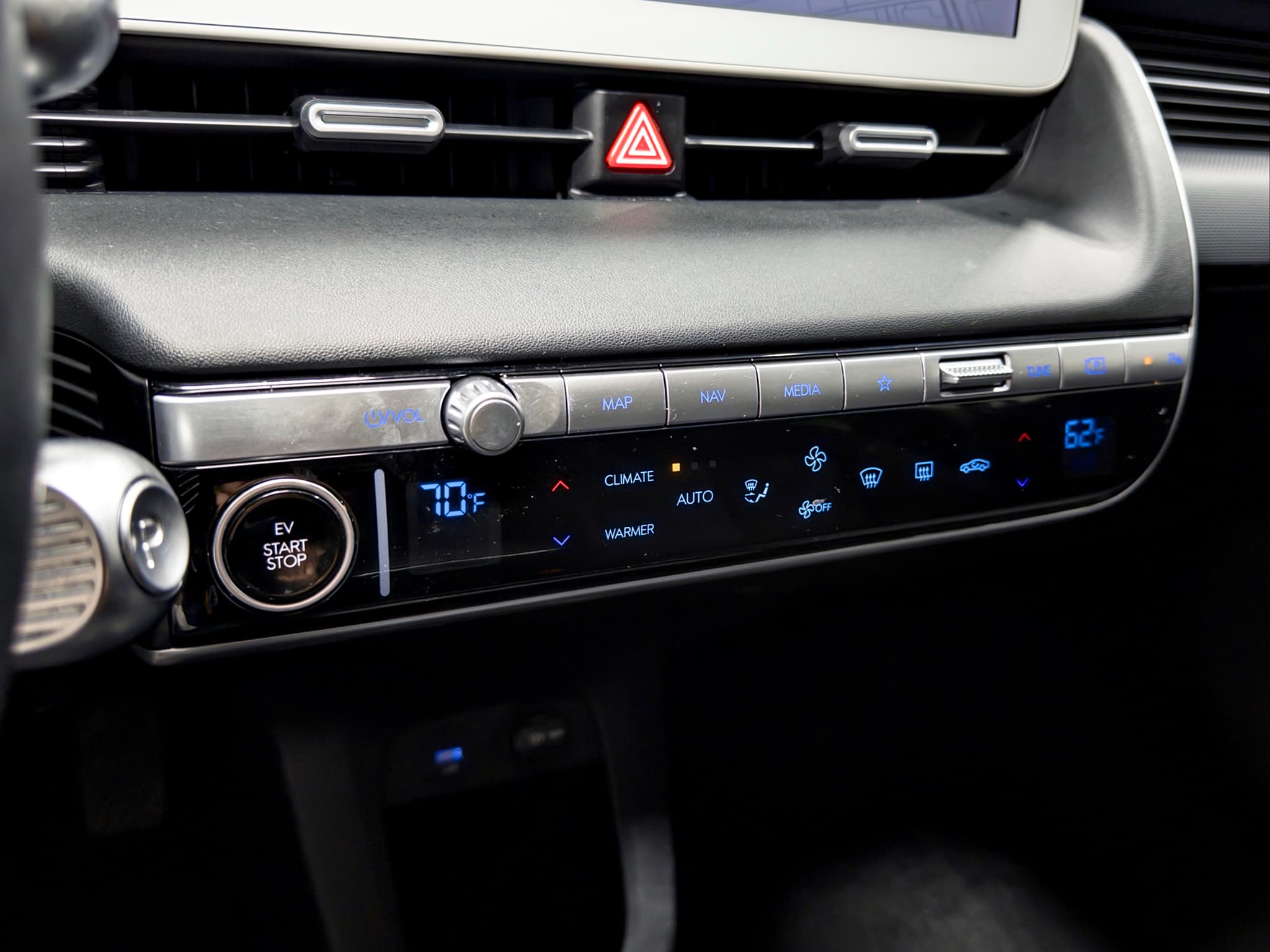 2024 Hyundai IONIQ 5 view 16