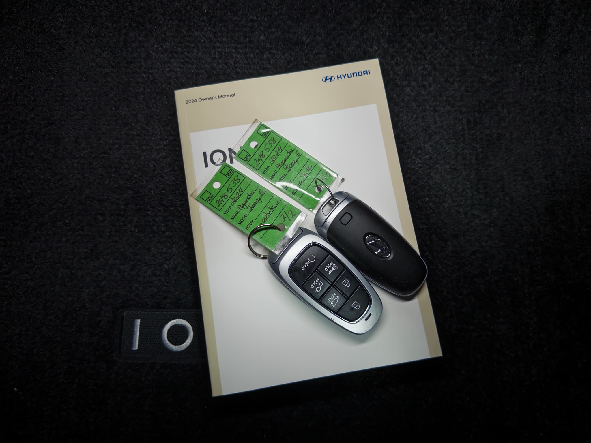 2024 Hyundai IONIQ 5 view 24