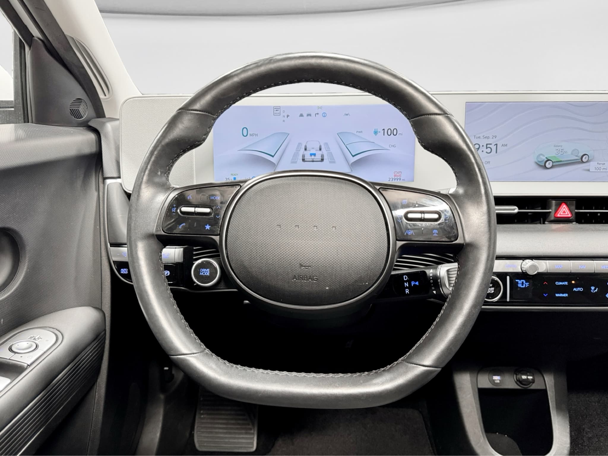 2024 Hyundai IONIQ 5 view 9