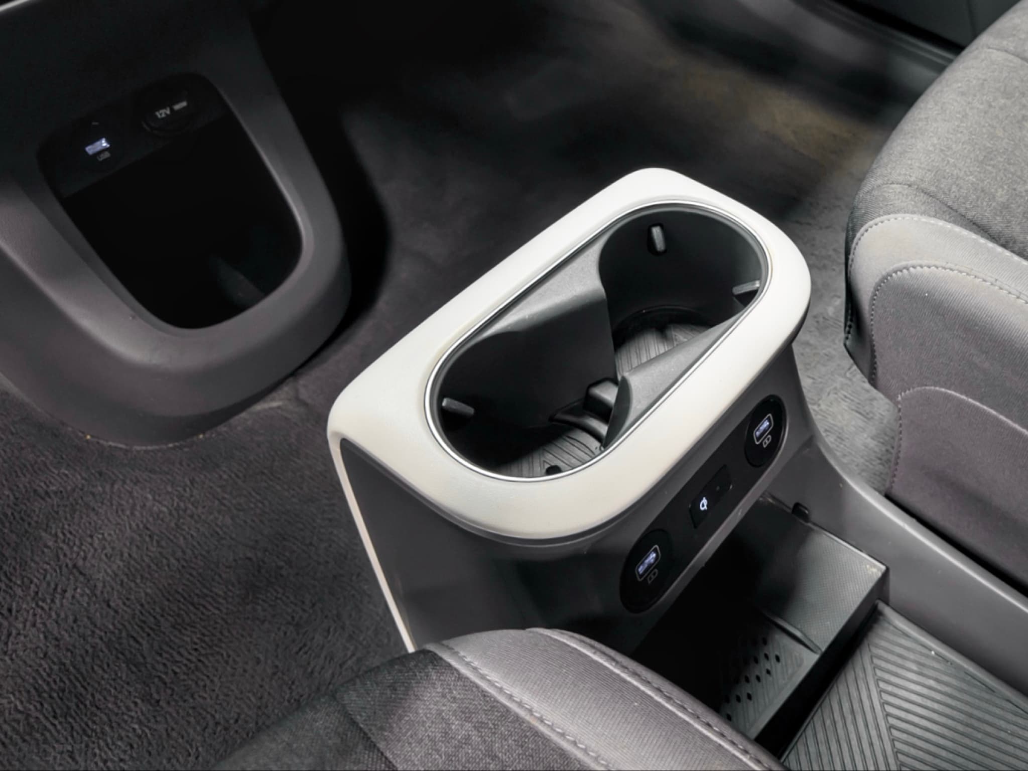 2024 Hyundai IONIQ 5 view 19