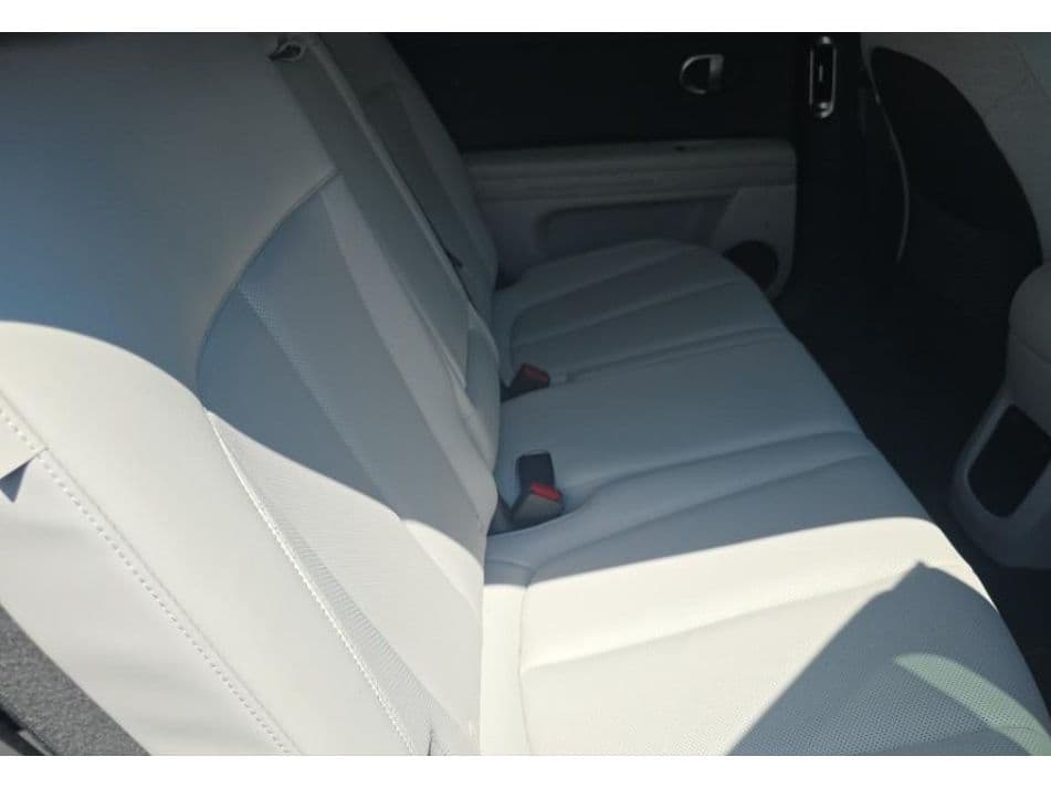 2024 Hyundai IONIQ 5 view 6