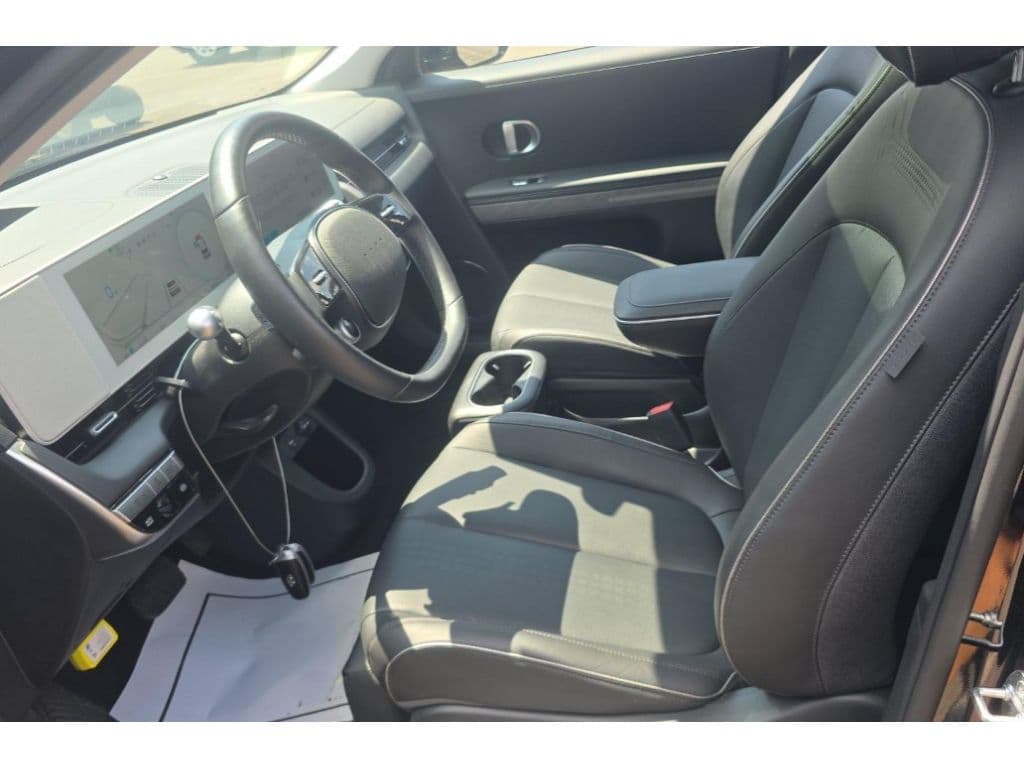 2024 Hyundai IONIQ 5 view 5