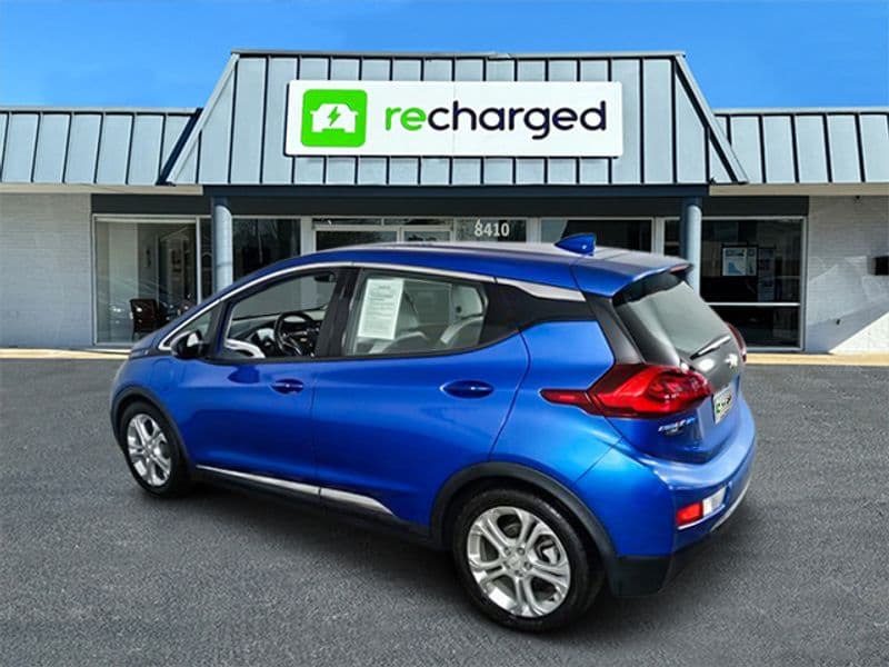 2018 Chevrolet Bolt EV view 6