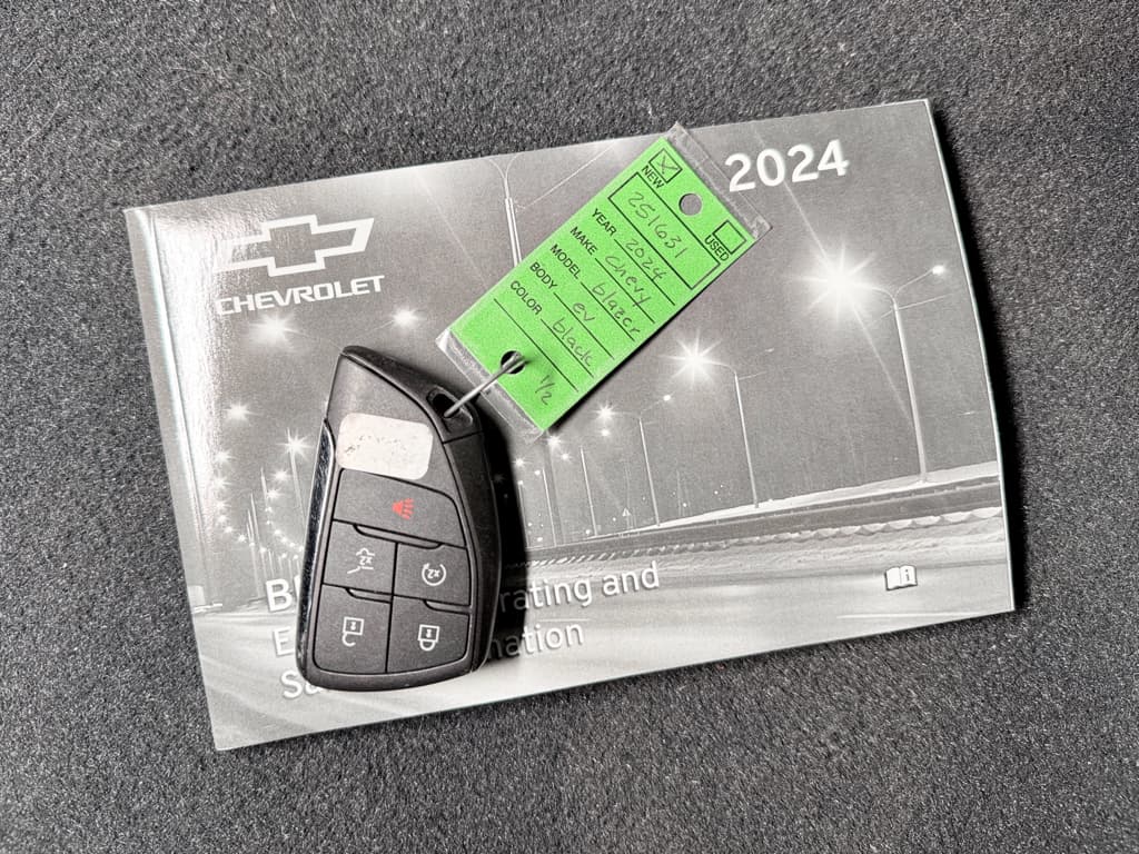 2024 Chevrolet Blazer EV view 23