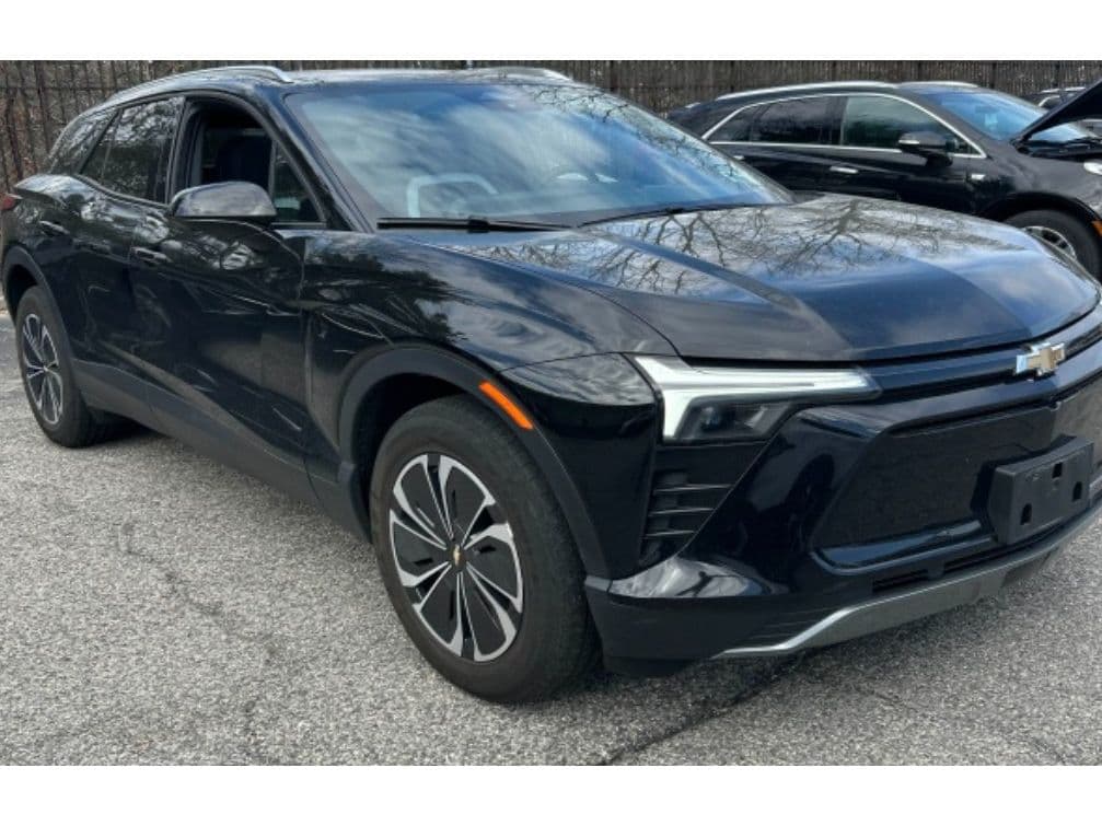 2024 Chevrolet Blazer EV view 2