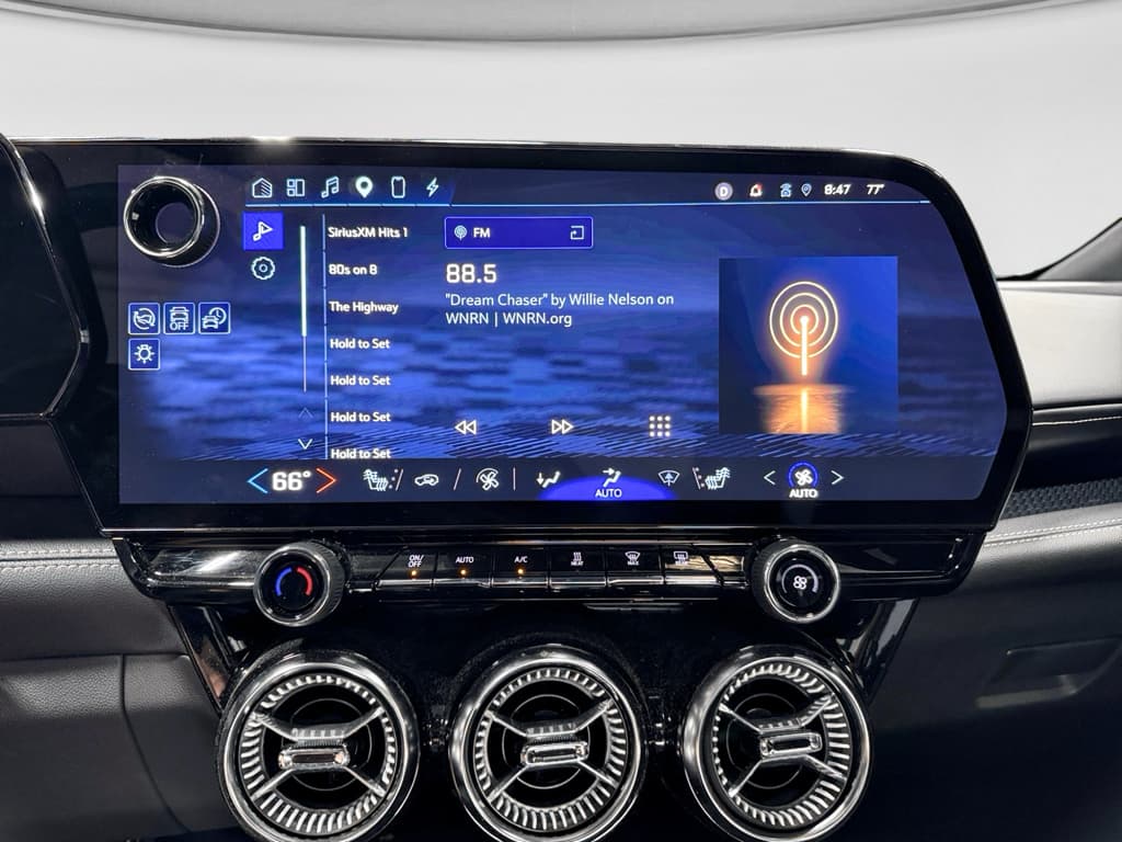 2024 Chevrolet Blazer EV view 13