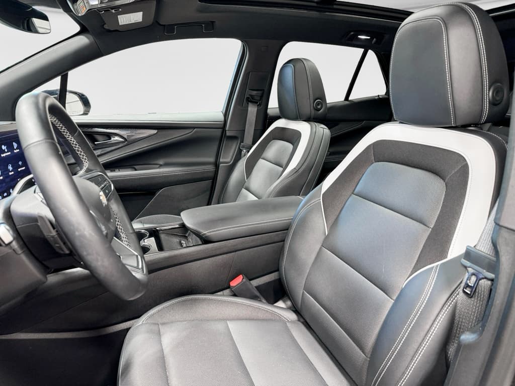 2024 Chevrolet Blazer EV view 17