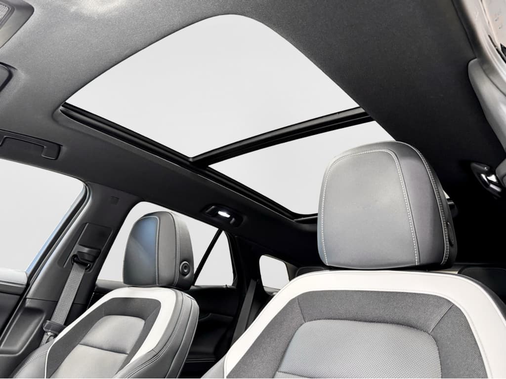 2024 Chevrolet Blazer EV view 24