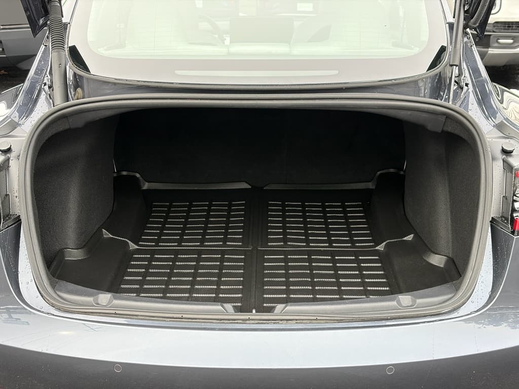 2022 Tesla Model 3 view 24