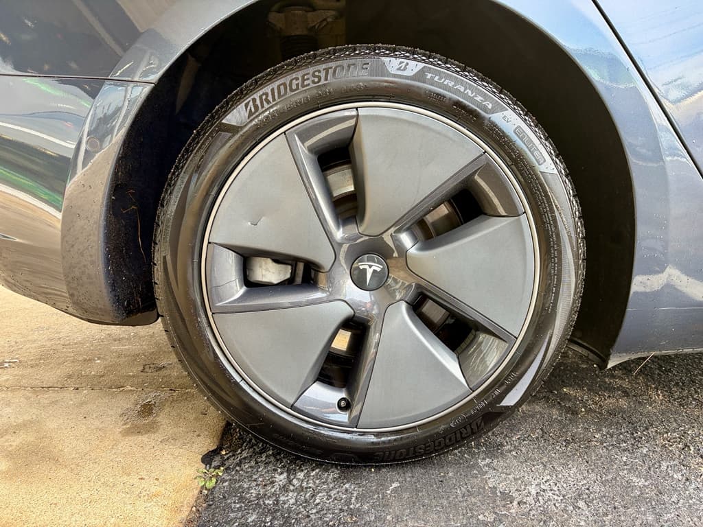 2022 Tesla Model 3 view 30