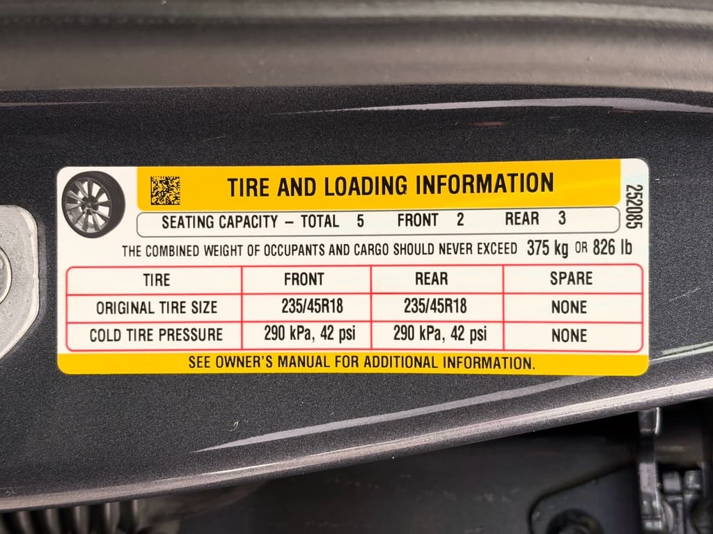 2022 Tesla Model 3 view 27