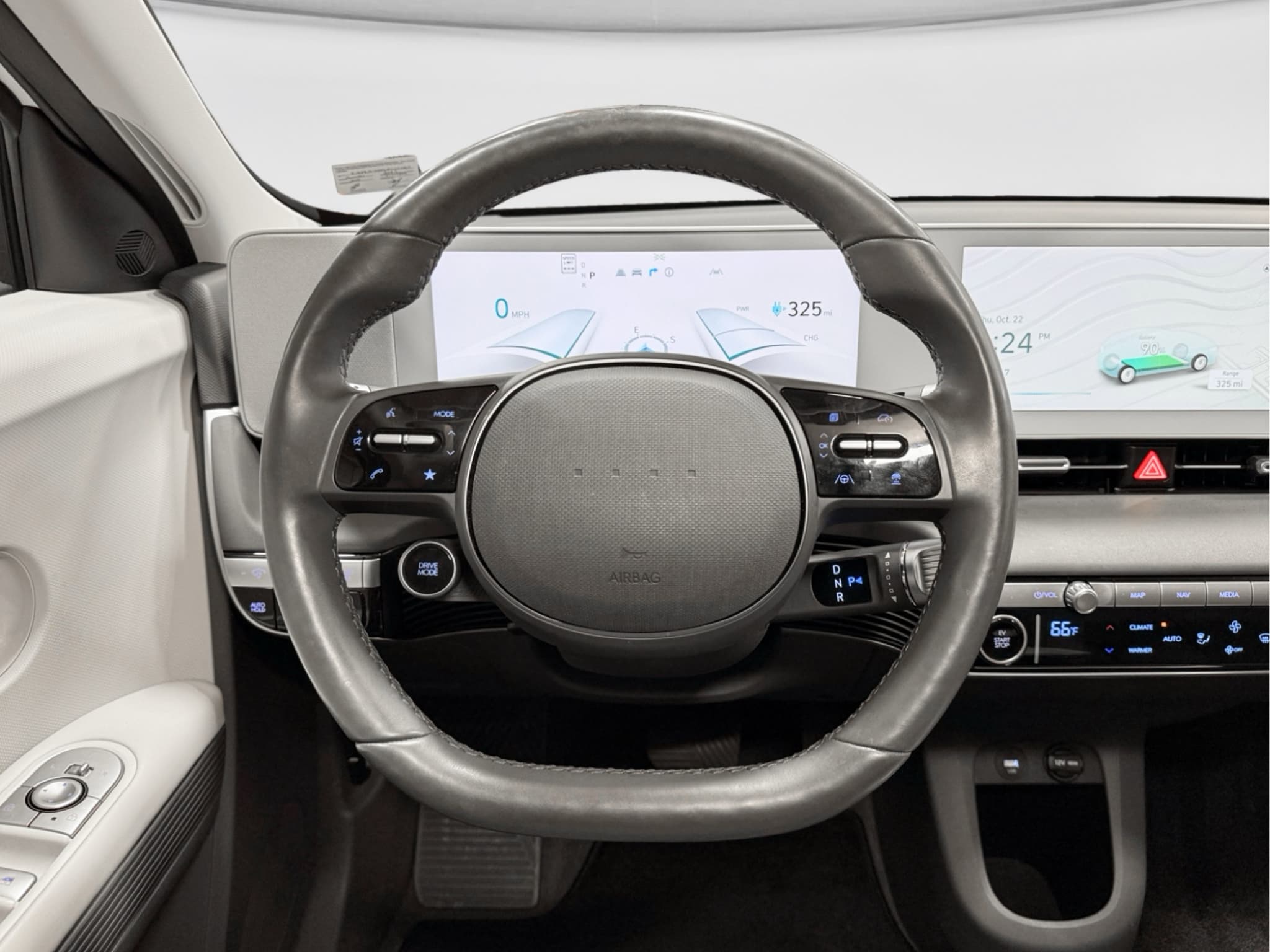 2024 Hyundai IONIQ 5 view 8