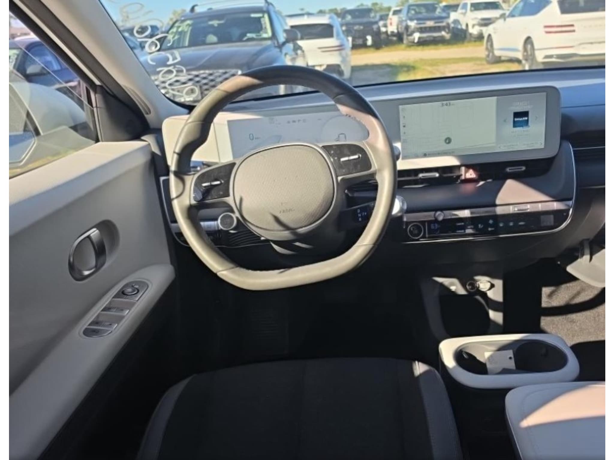 2024 Hyundai IONIQ 5 view 5