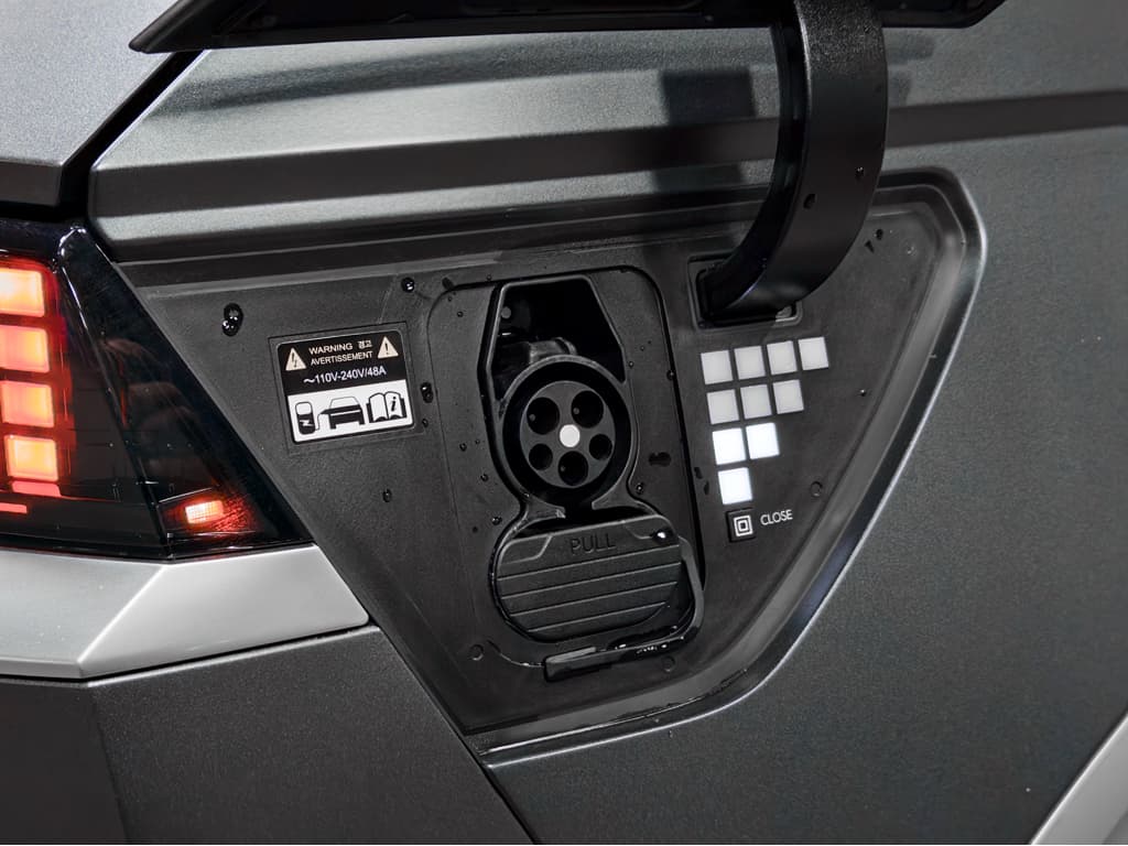 2024 Hyundai IONIQ 5 view 5