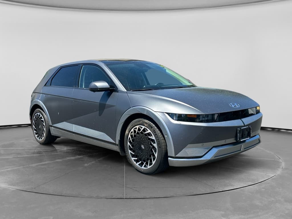 2024 Hyundai IONIQ 5 view 3