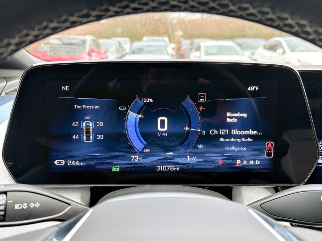 2024 Chevrolet Equinox EV view 9