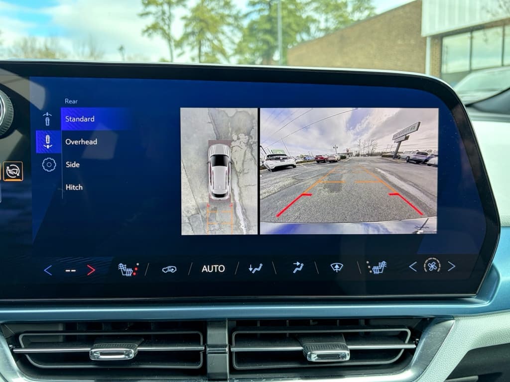 2024 Chevrolet Equinox EV view 15