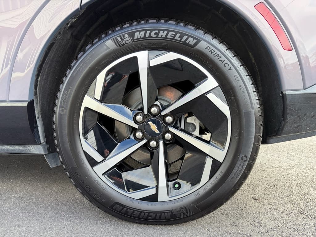 2024 Chevrolet Equinox EV view 36